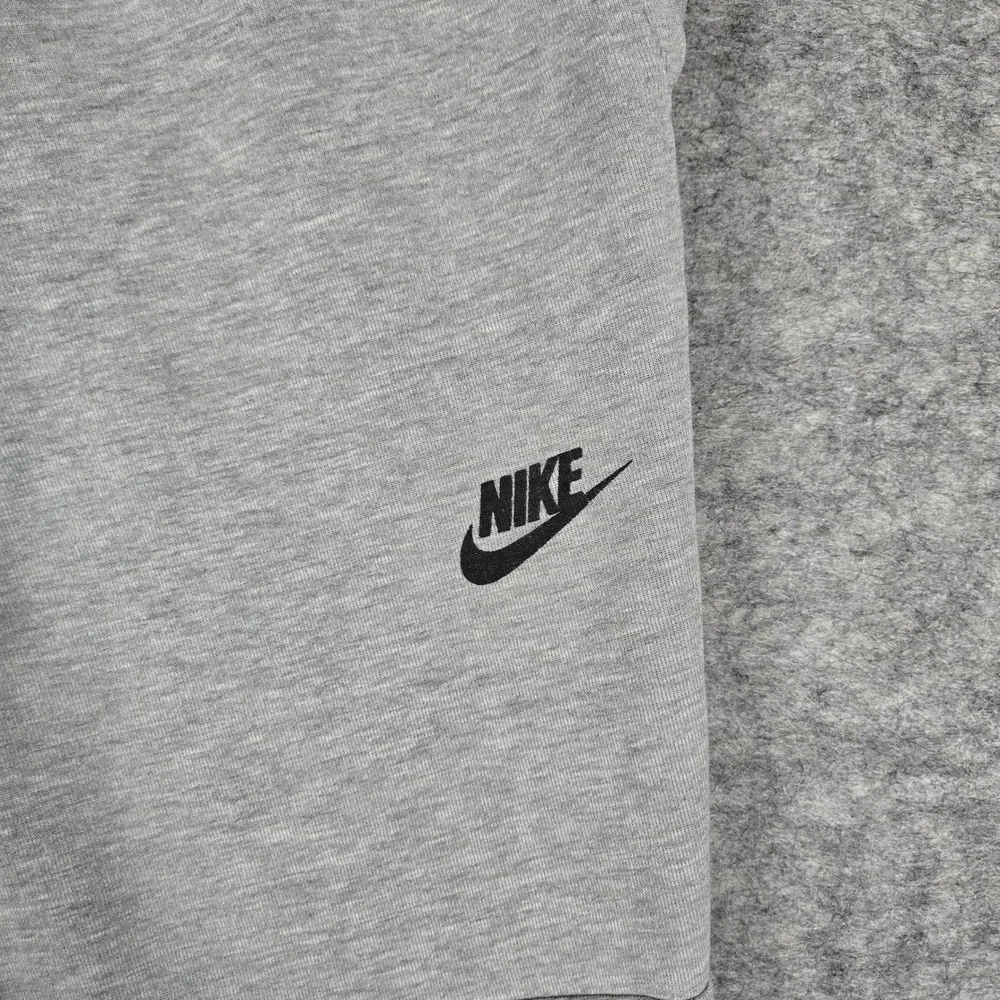 Nike Mens Grey Tech Fleece Sportswear Tapered Jogger Pants Size M